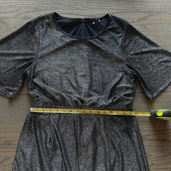 19 Cooper Metallic Sheath Romper. Cruise Wear Resort Wear - Picture 5 of 5